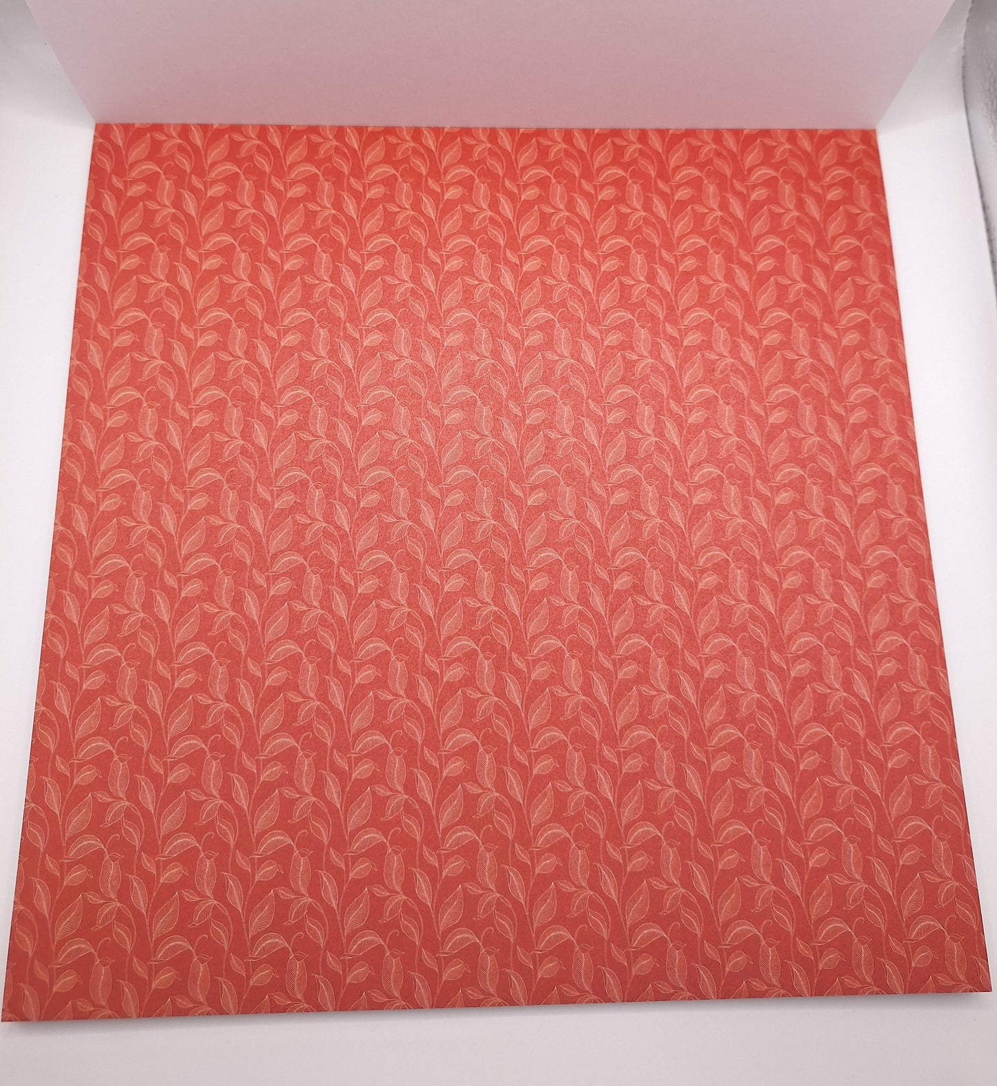 The Whispers Of The Leaves | Foliert | Designblock | Designpad 30.5x30.5 cm Foil | 32 Blatt | Craft Sensations