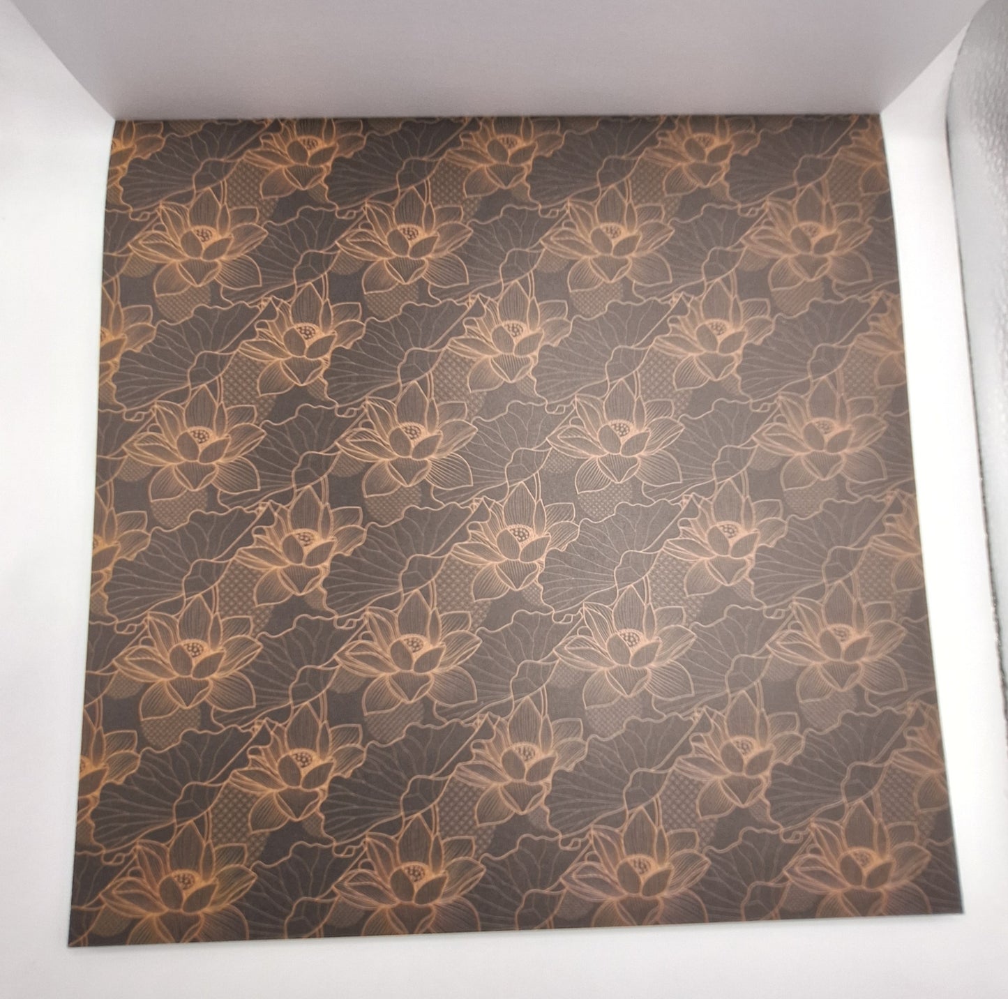 Wild & Free Foliert Designblock | Designpad 30.5x30.5 cm Foil | 30 Blatt | Craft Sensations