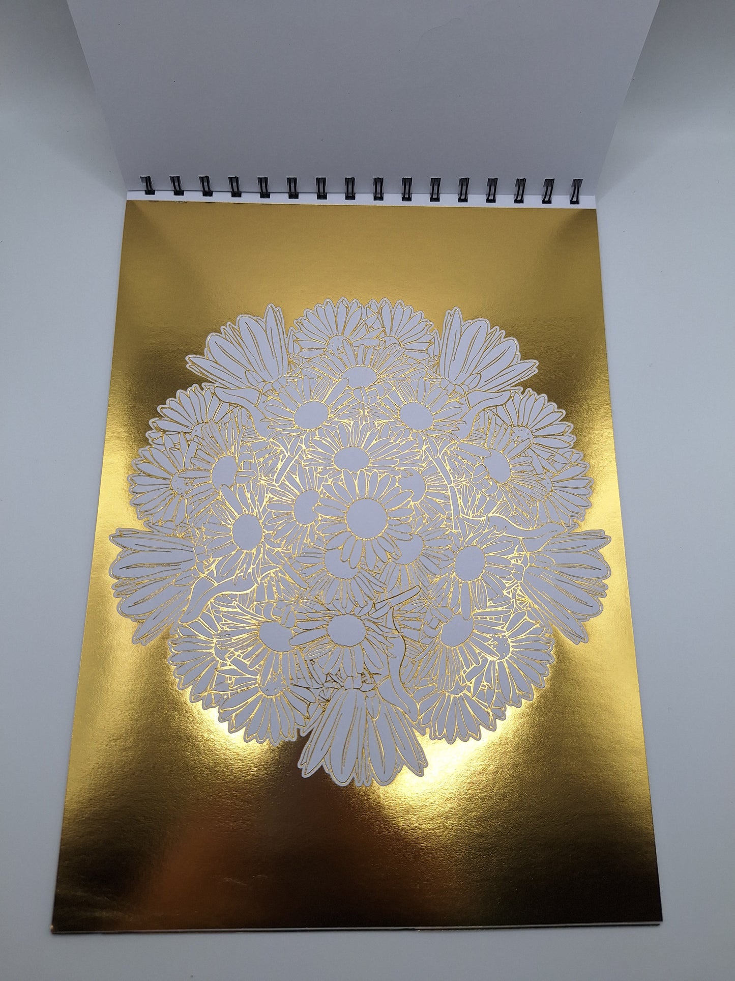 Malbuch mit Goldfolie - Blumen (Colouringbook with foil details - Flowers)  | 24 Seiten | DecoTime (Kopie)