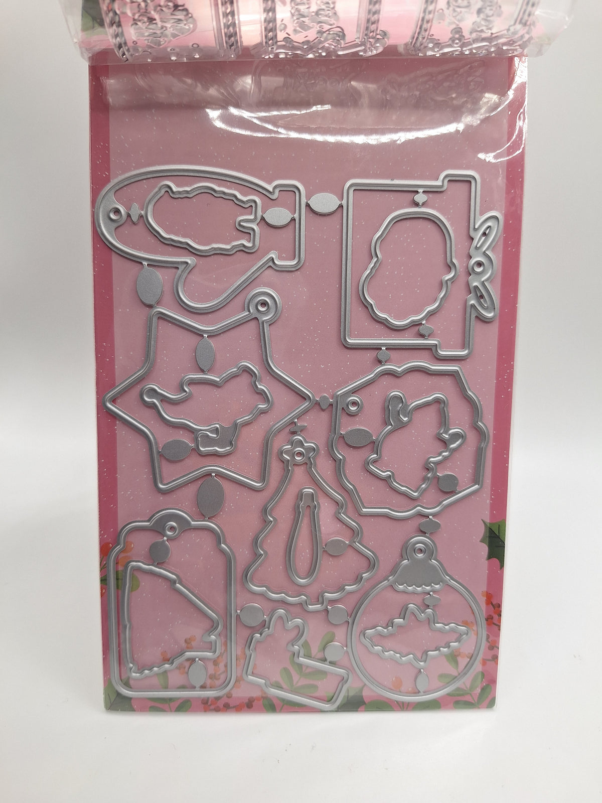 Hangtags | Stamps & Matching Cutting Dies | AVEC
