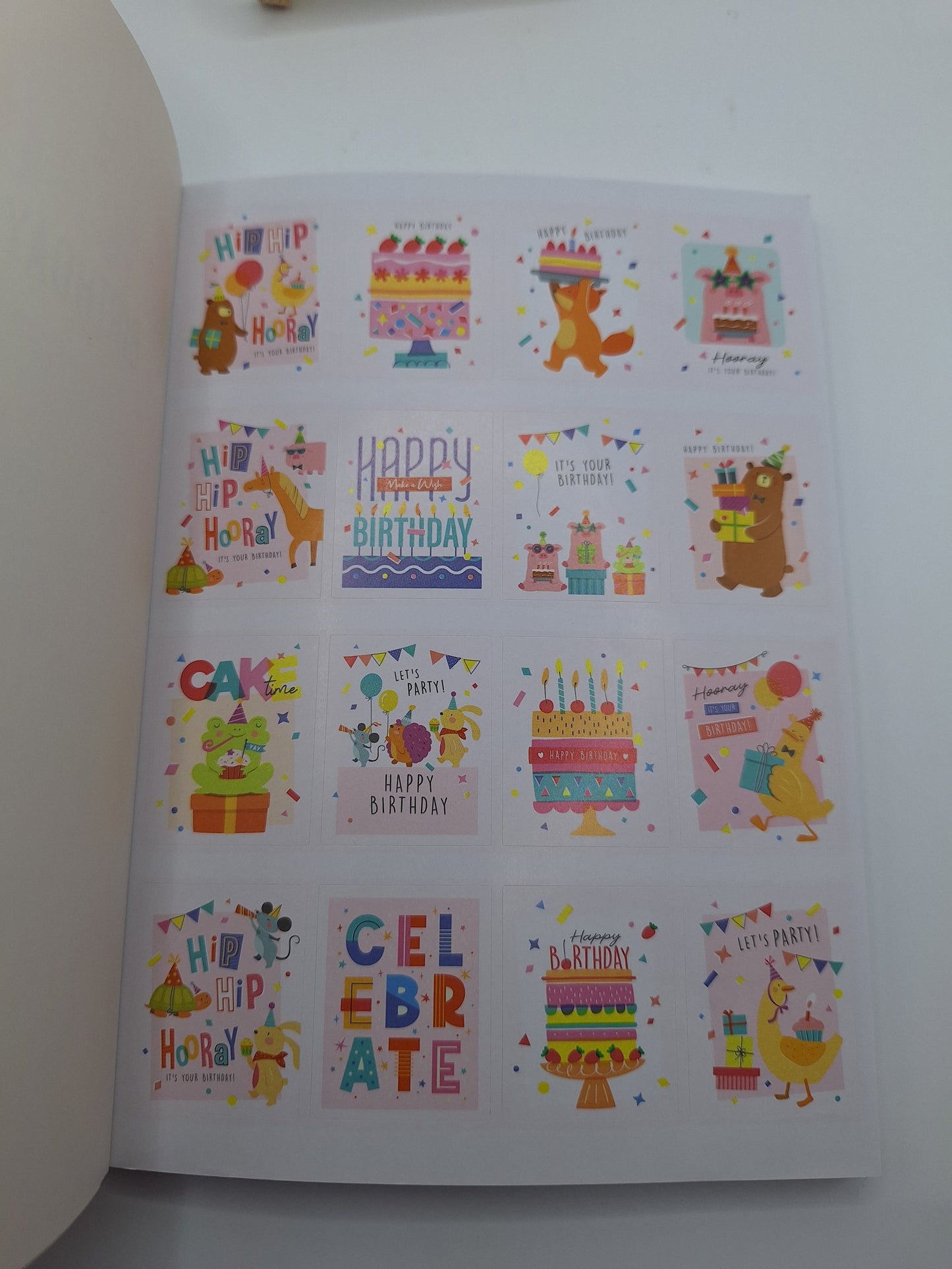 Stickerbuch Geburtstag & Geschenke | Stickerbook Birthday & Gifting | Craft Sensations